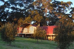 Tennessee Hill Chalets - Australia Accommodation